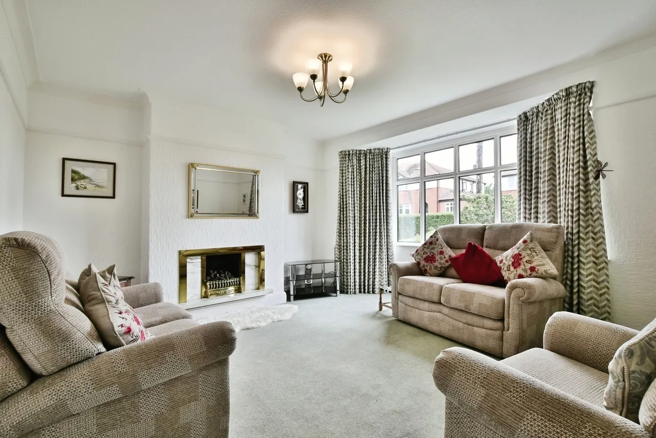 Highfield Road, Hale, Altrincham, Greater Manchester, WA15, photo 2