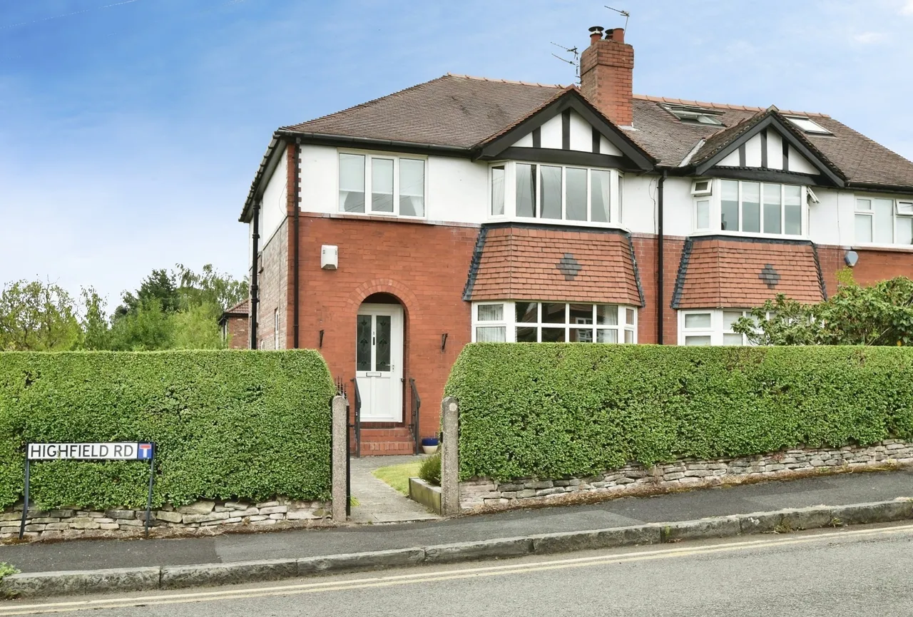 Highfield Road, Hale, Altrincham, Greater Manchester, WA15, photo 19
