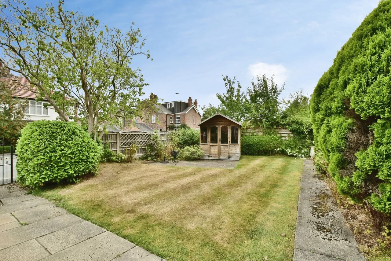 Highfield Road, Hale, Altrincham, Greater Manchester, WA15, photo 11