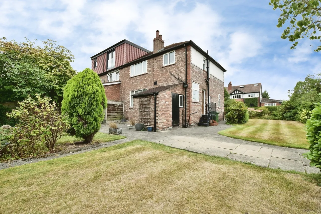 Highfield Road, Hale, Altrincham, Greater Manchester, WA15, photo 5