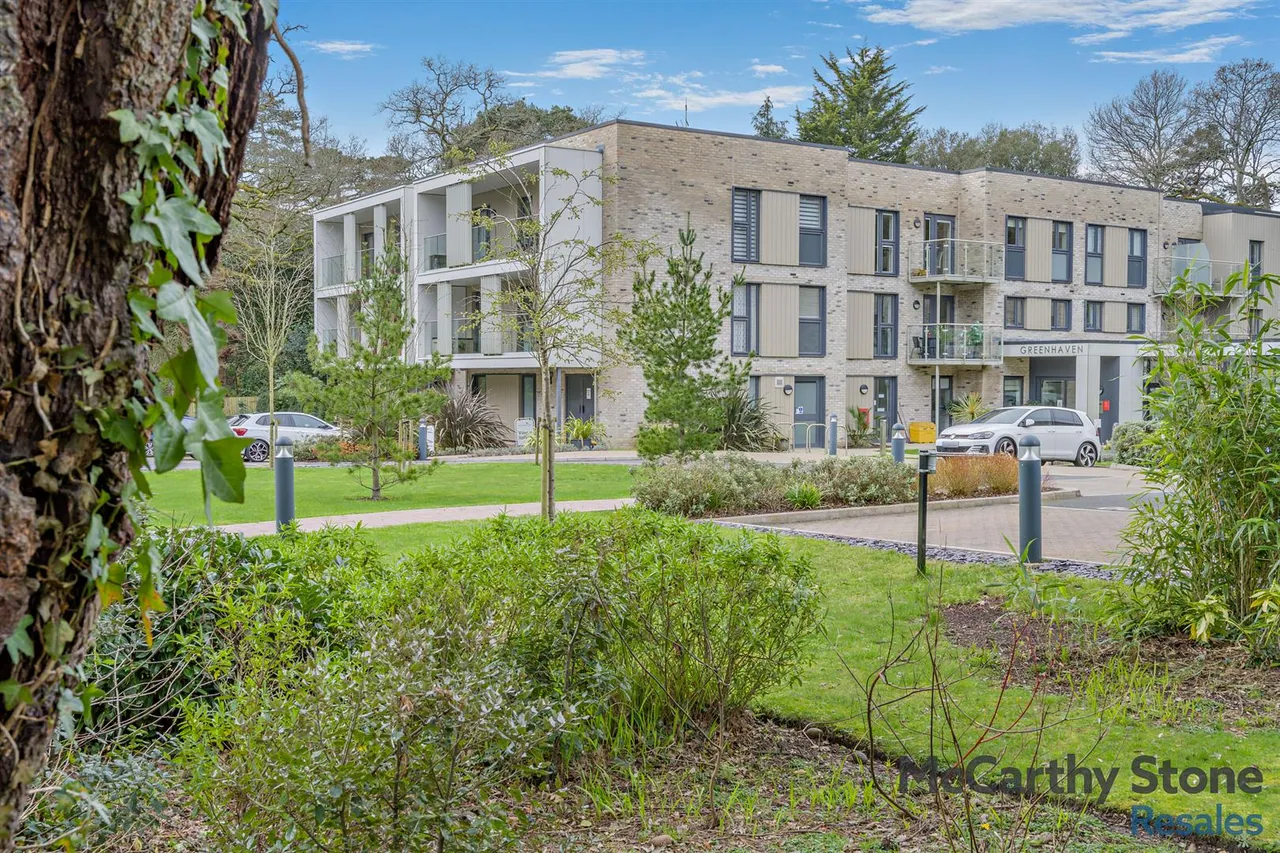 Lindsay Road, Poole, BH13, photo 25