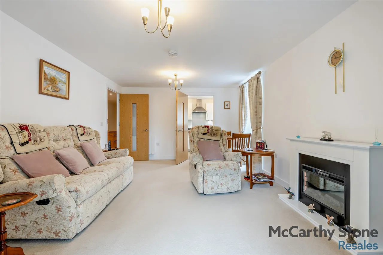 Lindsay Road, Poole, BH13, photo 2