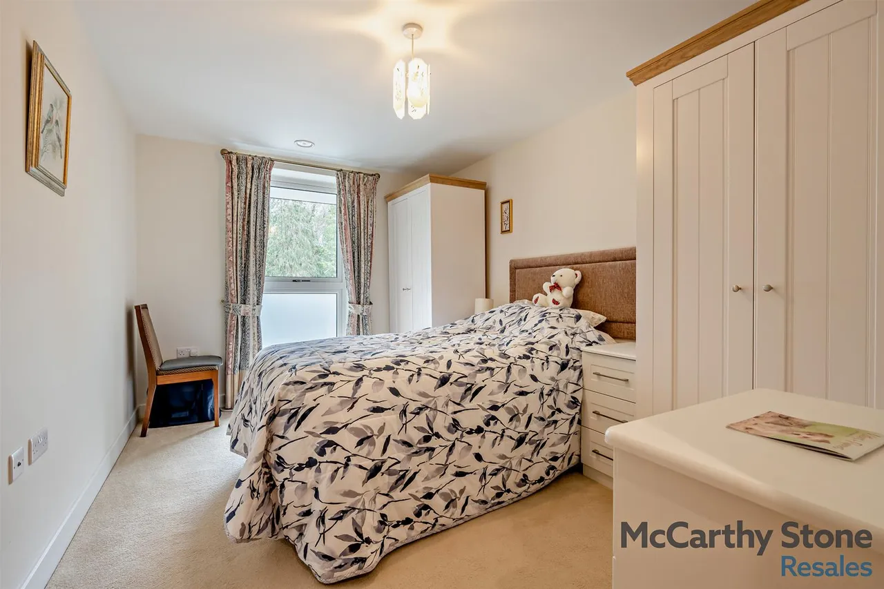 Lindsay Road, Poole, BH13, photo 6