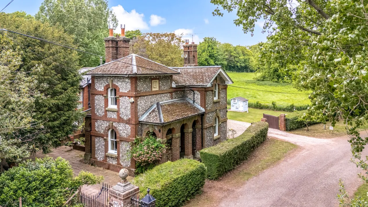 Lewes Road, Westmeston, BN6, photo 31