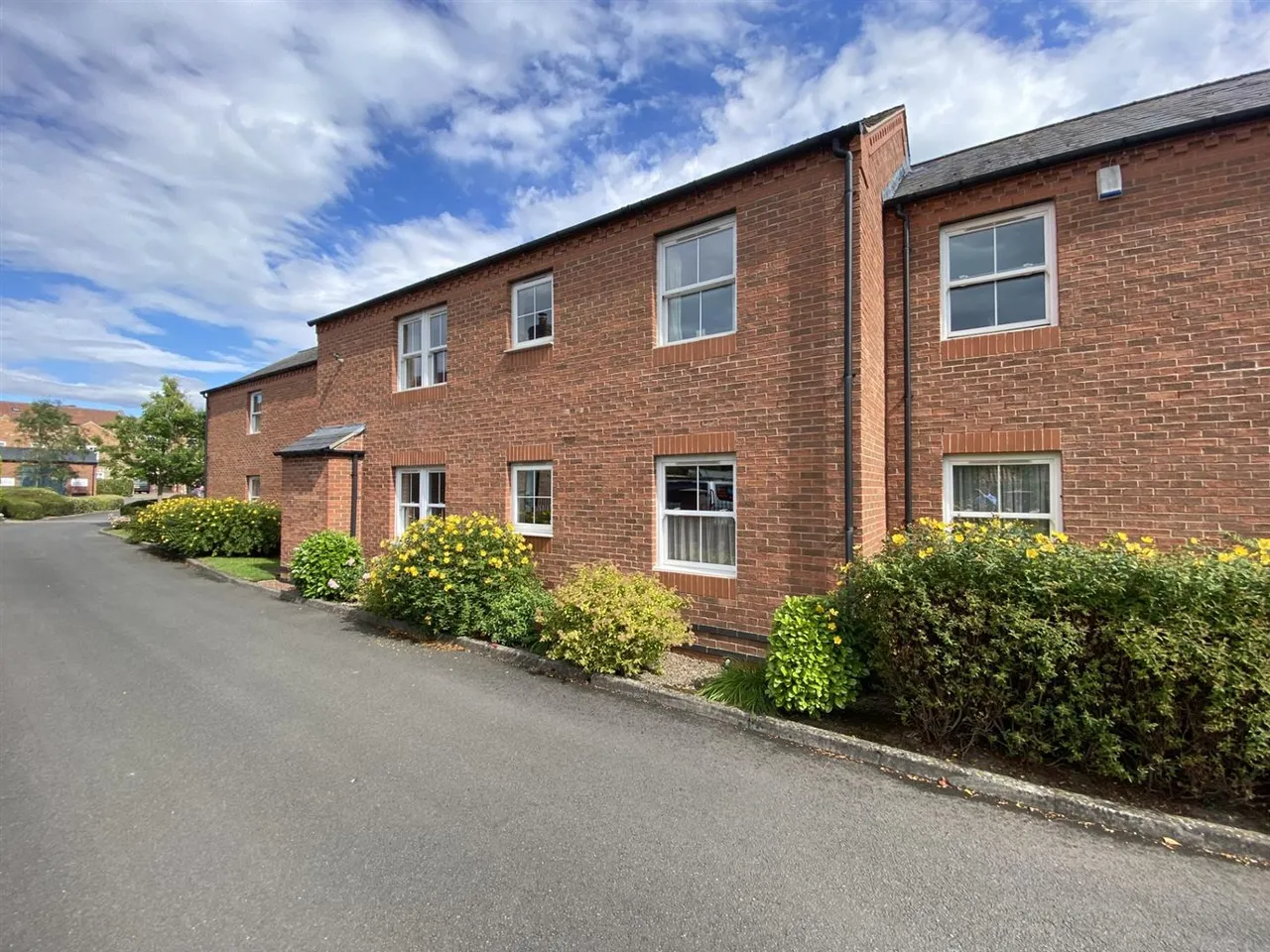 1 bed flat for sale, Greendale Court, Bedale