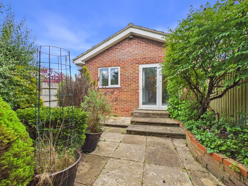 Gracemere Crescent, Basingstoke, RG22, photo 9