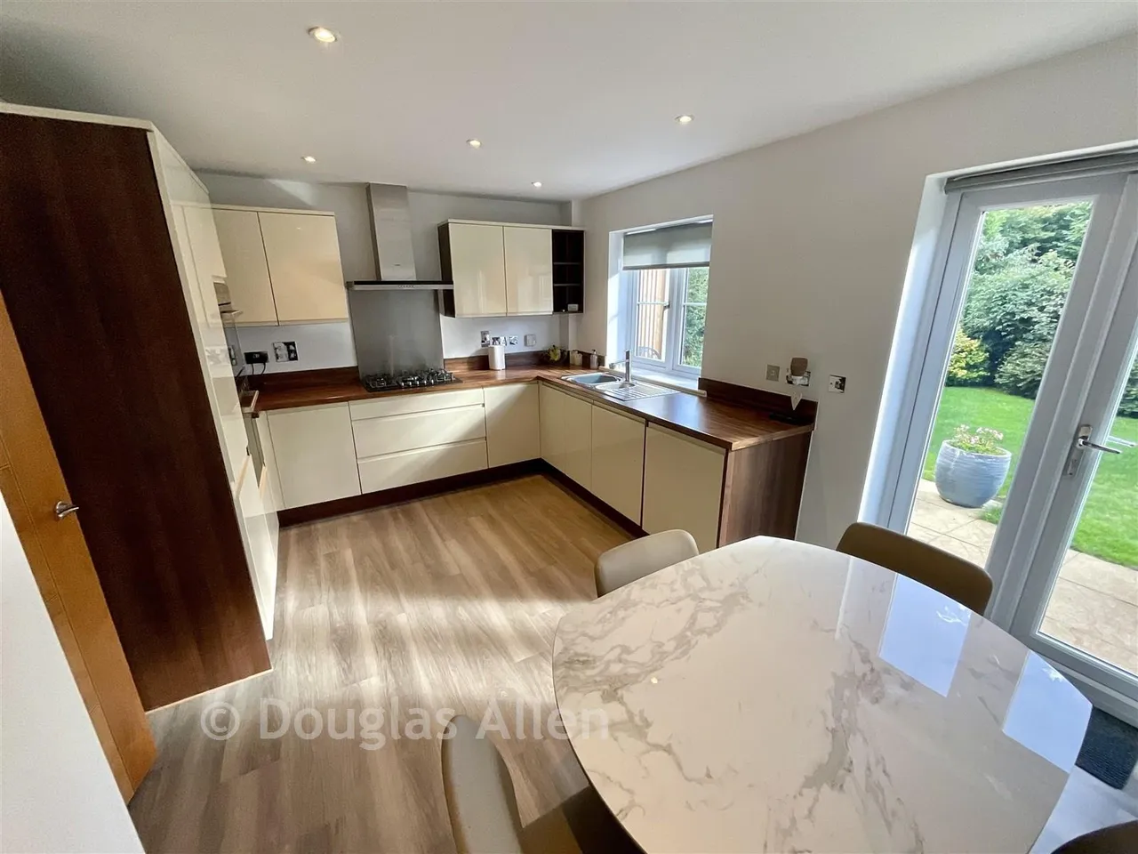 Bell Hill Close, Billericay, CM12, photo 3