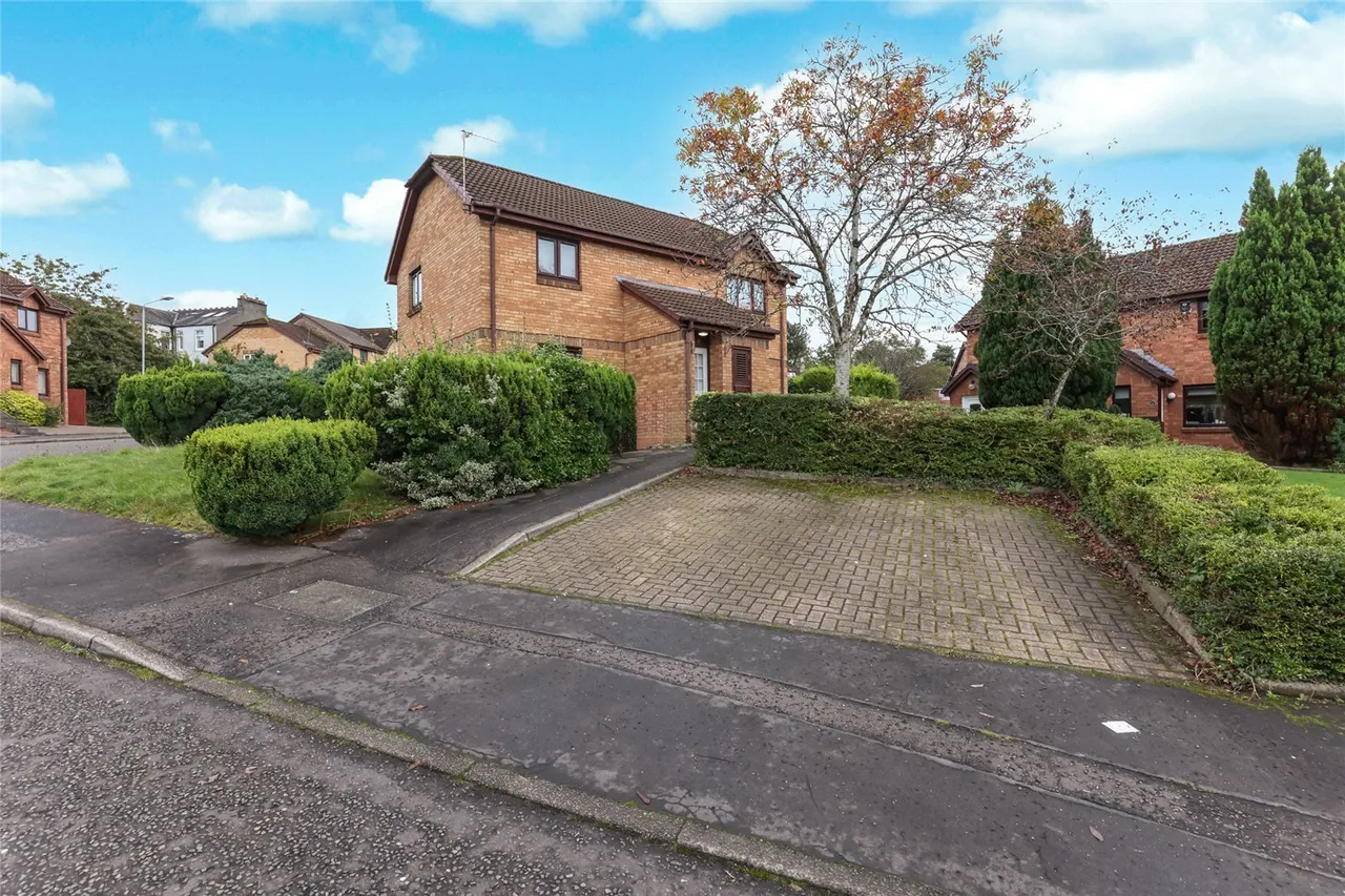 Burnside Crescent, Clydebank, G81, photo 21