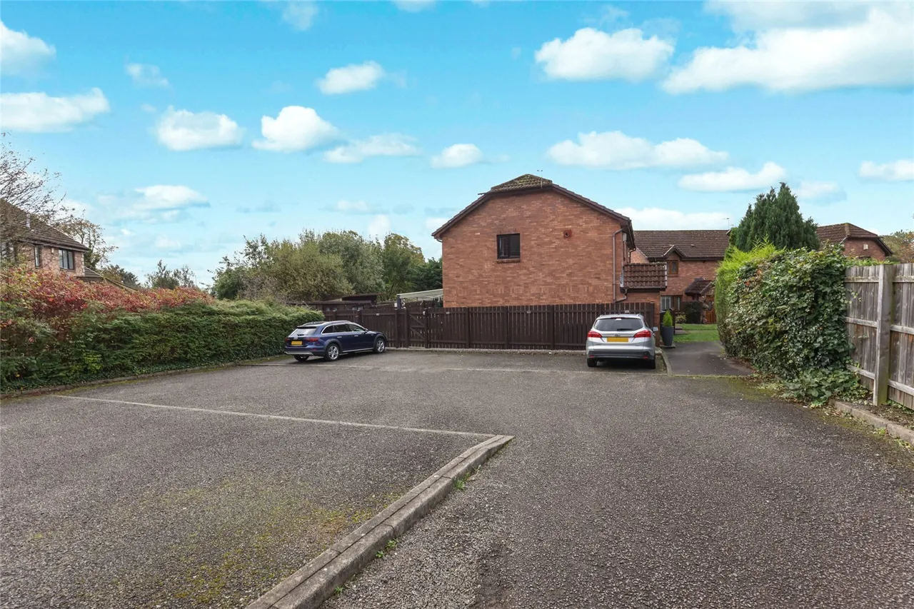 Burnside Crescent, Clydebank, G81, photo 19