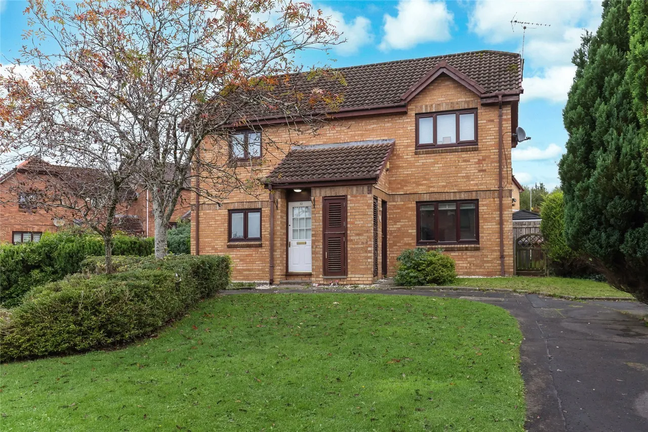 2 bed flat for sale, Burnside Crescent, Clydebank, G81