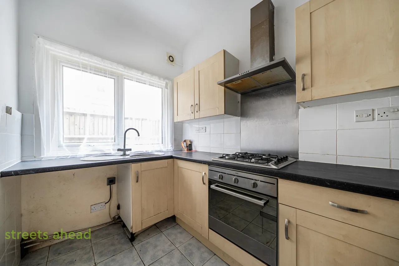 Lower Addiscombe Road, Addiscombe, CR0, photo 3