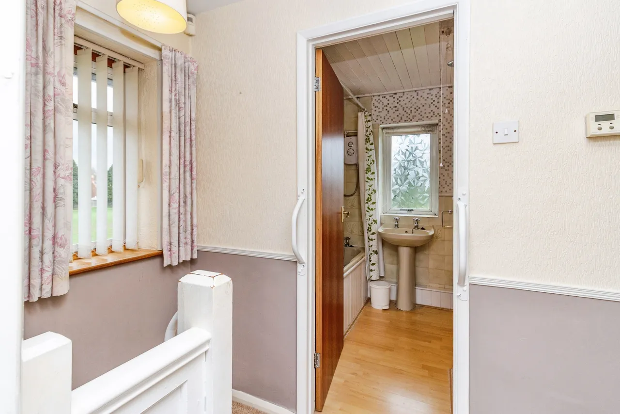 Gibbons Road, Telford, TF2, photo 12