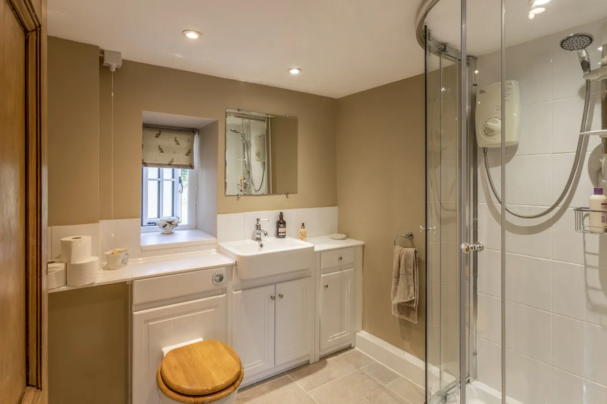 Witney Street, Burford, OX18, photo 23