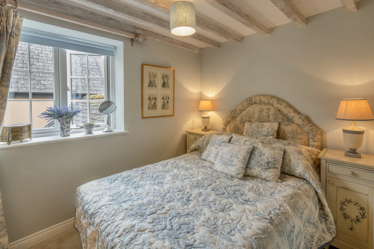 Witney Street, Burford, OX18, photo 16
