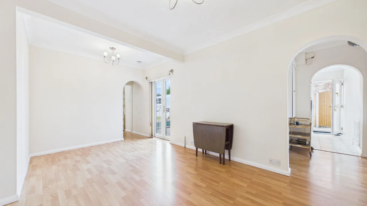 Francis Gardens, Peterborough, PE1, photo 9