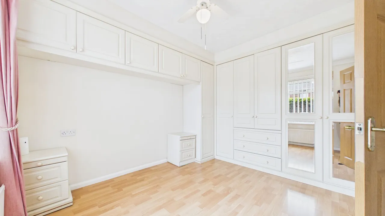 Francis Gardens, Peterborough, PE1, photo 11