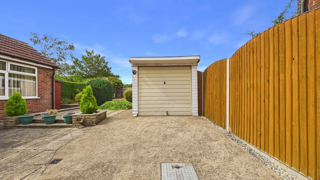 Francis Gardens, Peterborough, PE1, photo 17