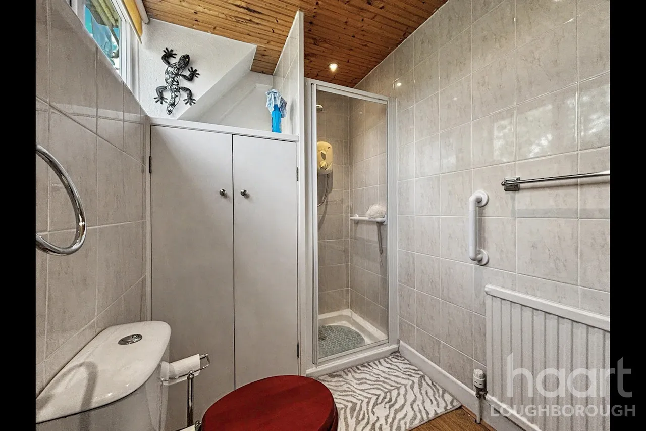 Valley Road, Loughborough, LE11, photo 17