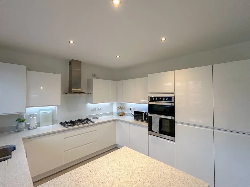 Lewis Crescent, Wellington, photo 10
