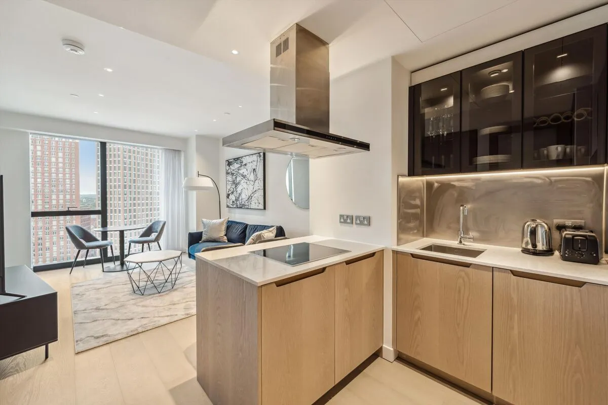 Nine Elms Lane, London, SW8, photo 4