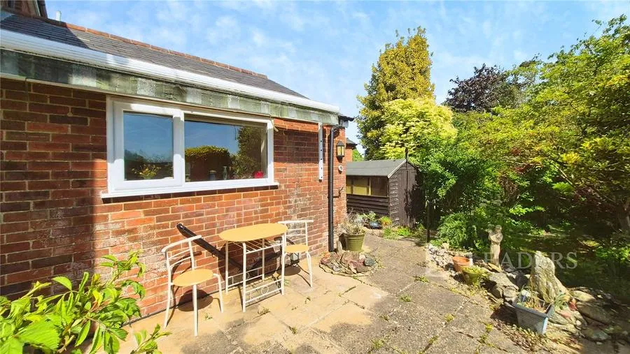 High Street, Shirrell Heath, SO32, photo 14
