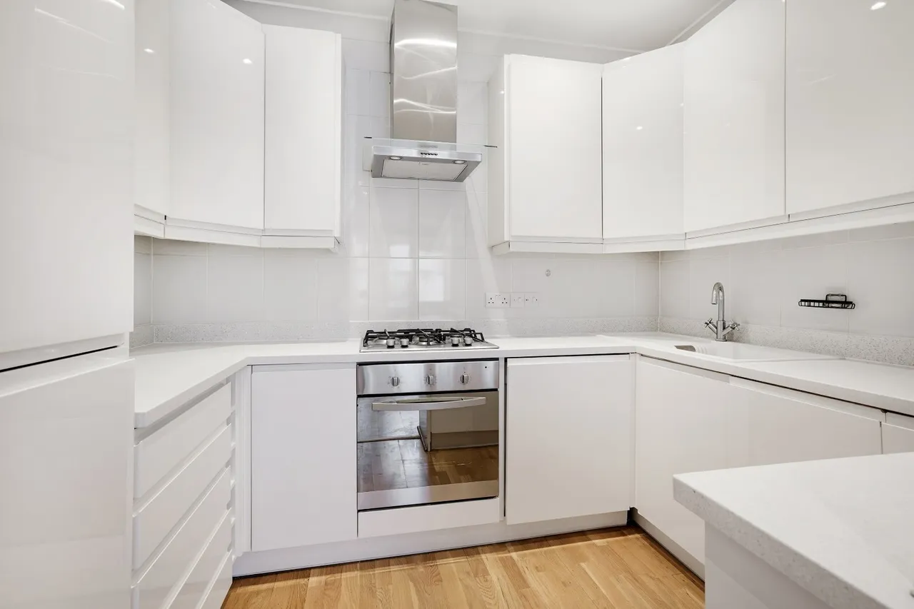 Lexham Gardens, London, W8, photo 3
