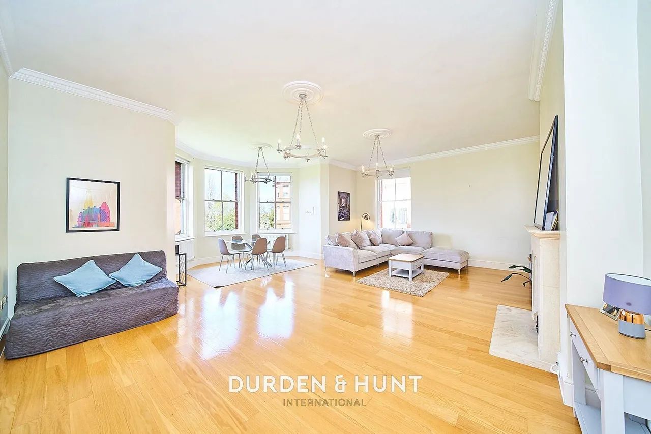 Hampstead Avenue, Woodford Green, IG8, photo 2