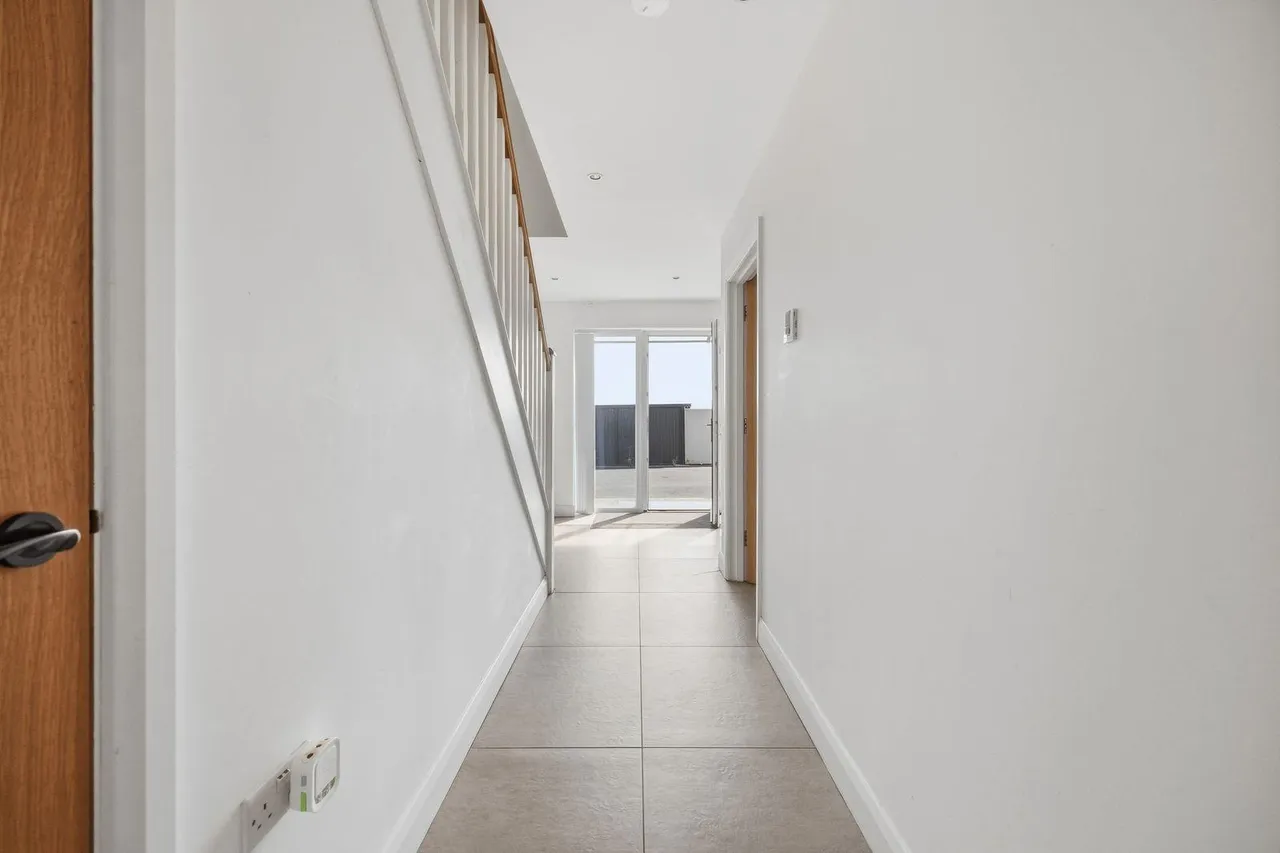 Gibsons Lane, Bangor, BT19, photo 4
