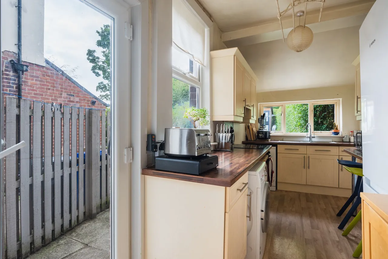 Crimicar Lane, Sheffield, S10, photo 7