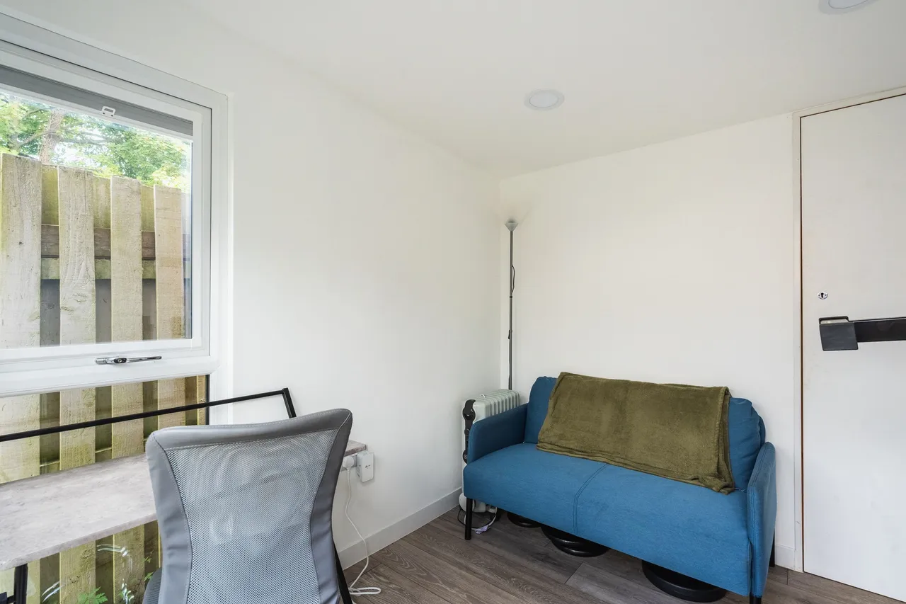 Crimicar Lane, Sheffield, S10, photo 32