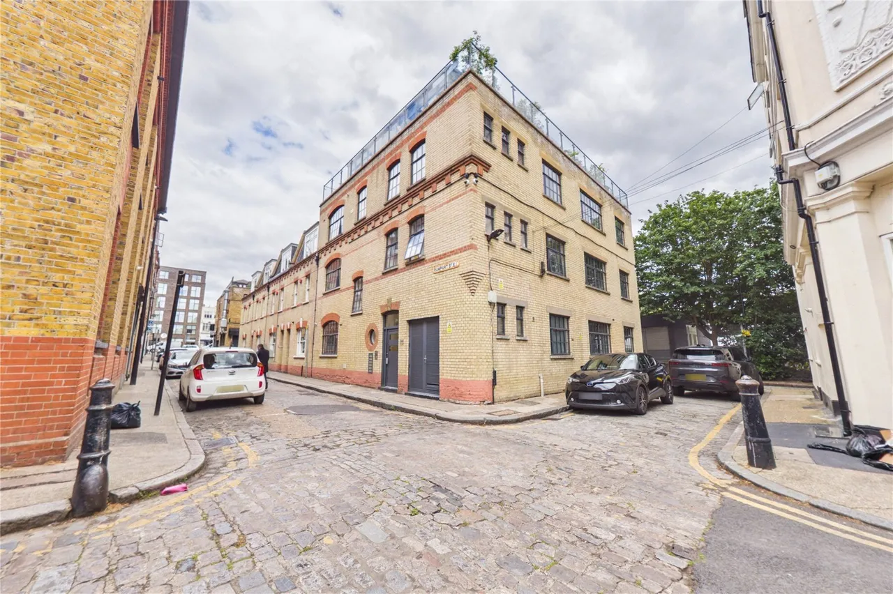 Rampart Street, London, E1, photo 2