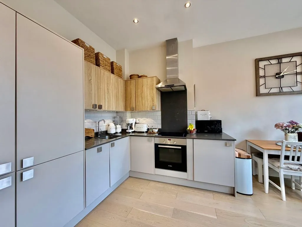 Furlong Road, Bourne End SL8 5AJ, photo 7