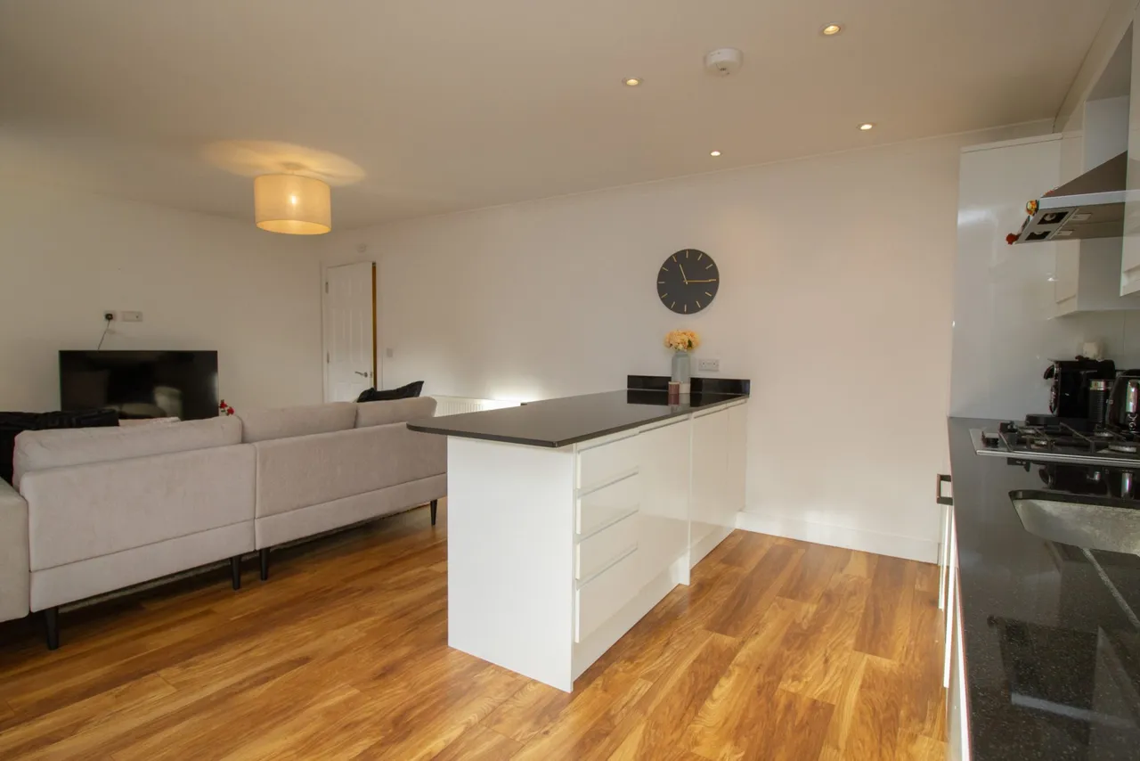 Flat 7, Crondall Place Church Road, Fleet, GU51 4NB, photo 9