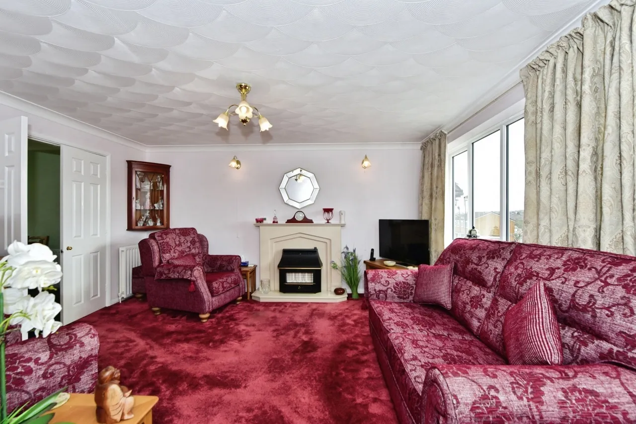 Hollybank Drive, Sheffield, South Yorkshire, S12, photo 12