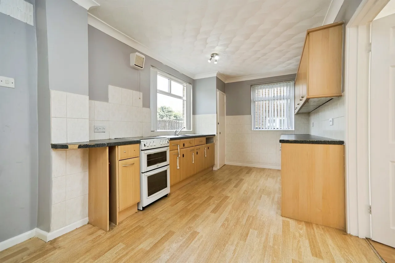 Downside Crescent, Allerton, Bradford, photo 7