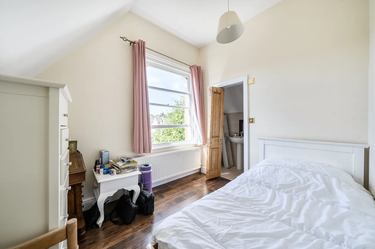 Top Floor Flat, 48 Alexandra Road, London, photo 6