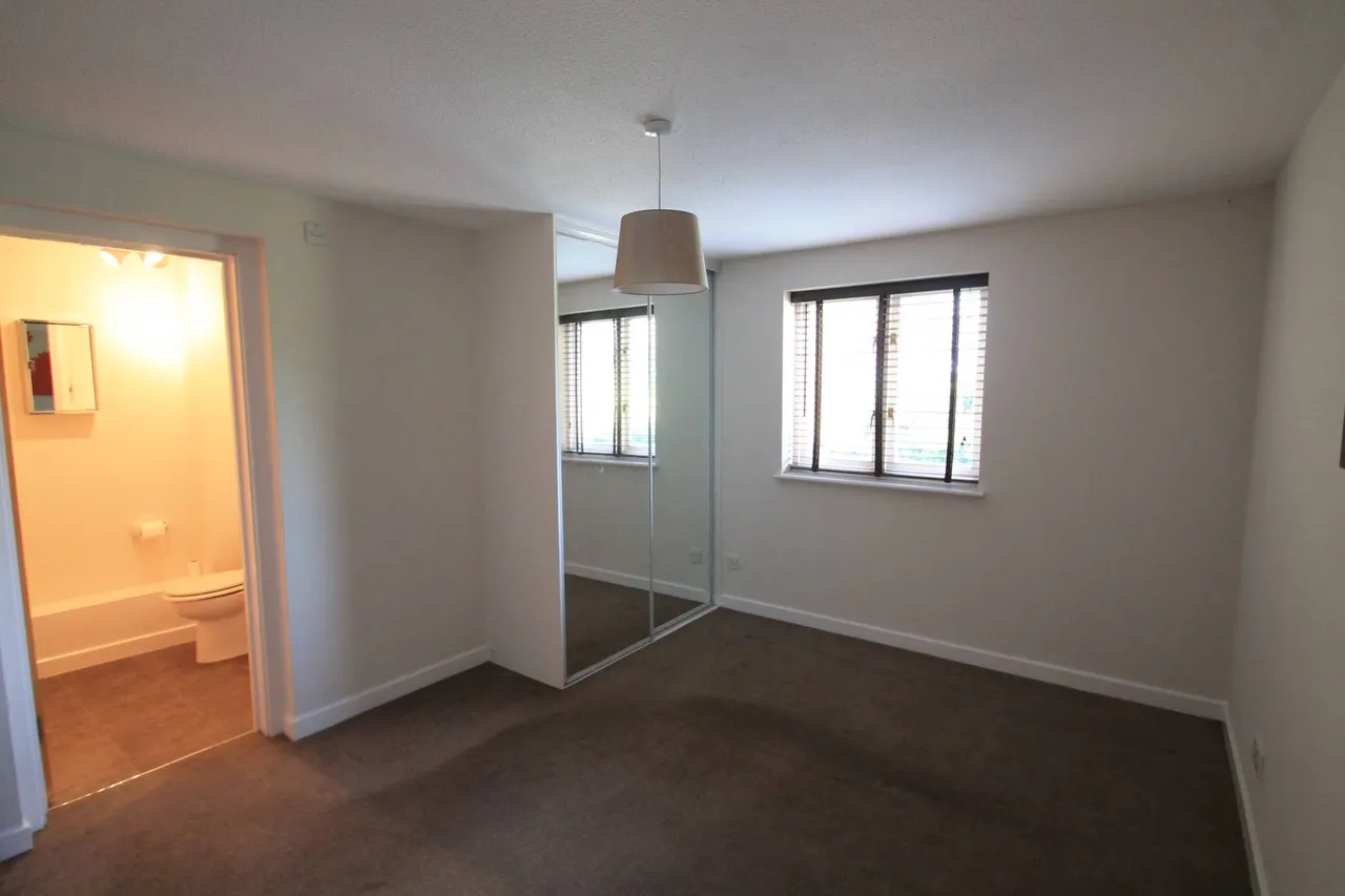 Norfolk Close, Dartford, photo 9