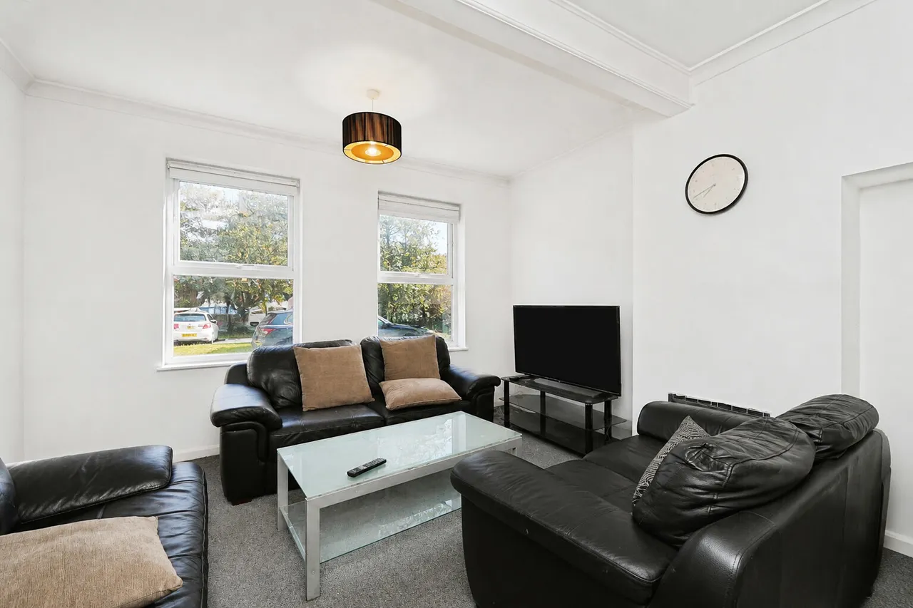Wingrove Road, London, SE6, photo 2