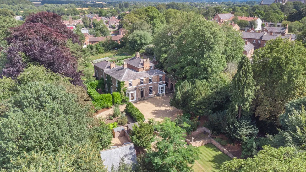 7 bed house for sale — North Street, Ripon, North Yorkshire, HG4 1HJ