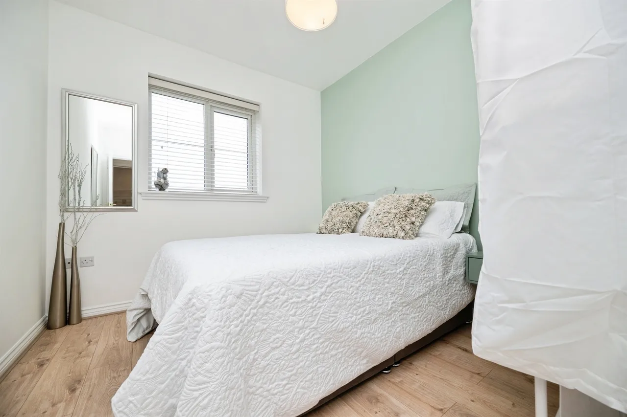 Summerton Road, OLDBURY, photo 6