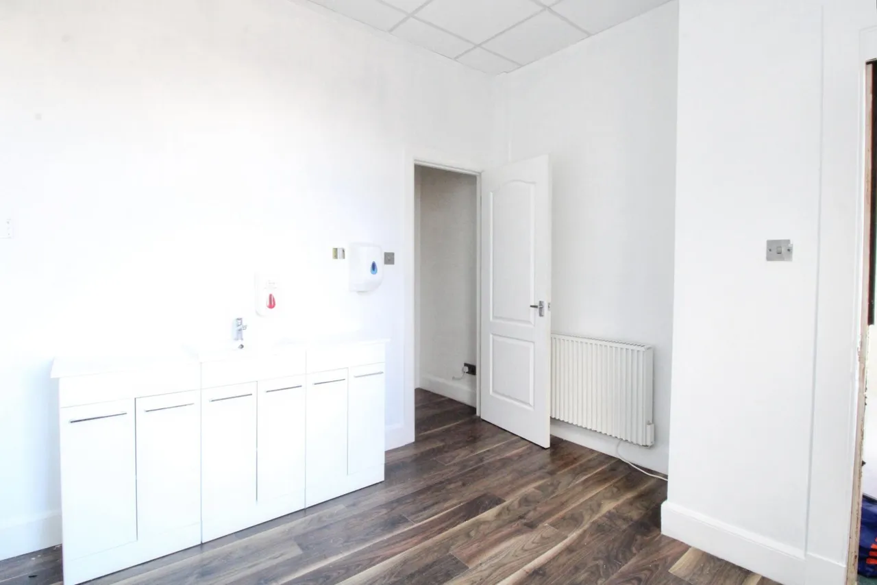 Stirling Street, Denny, FK6, photo 9
