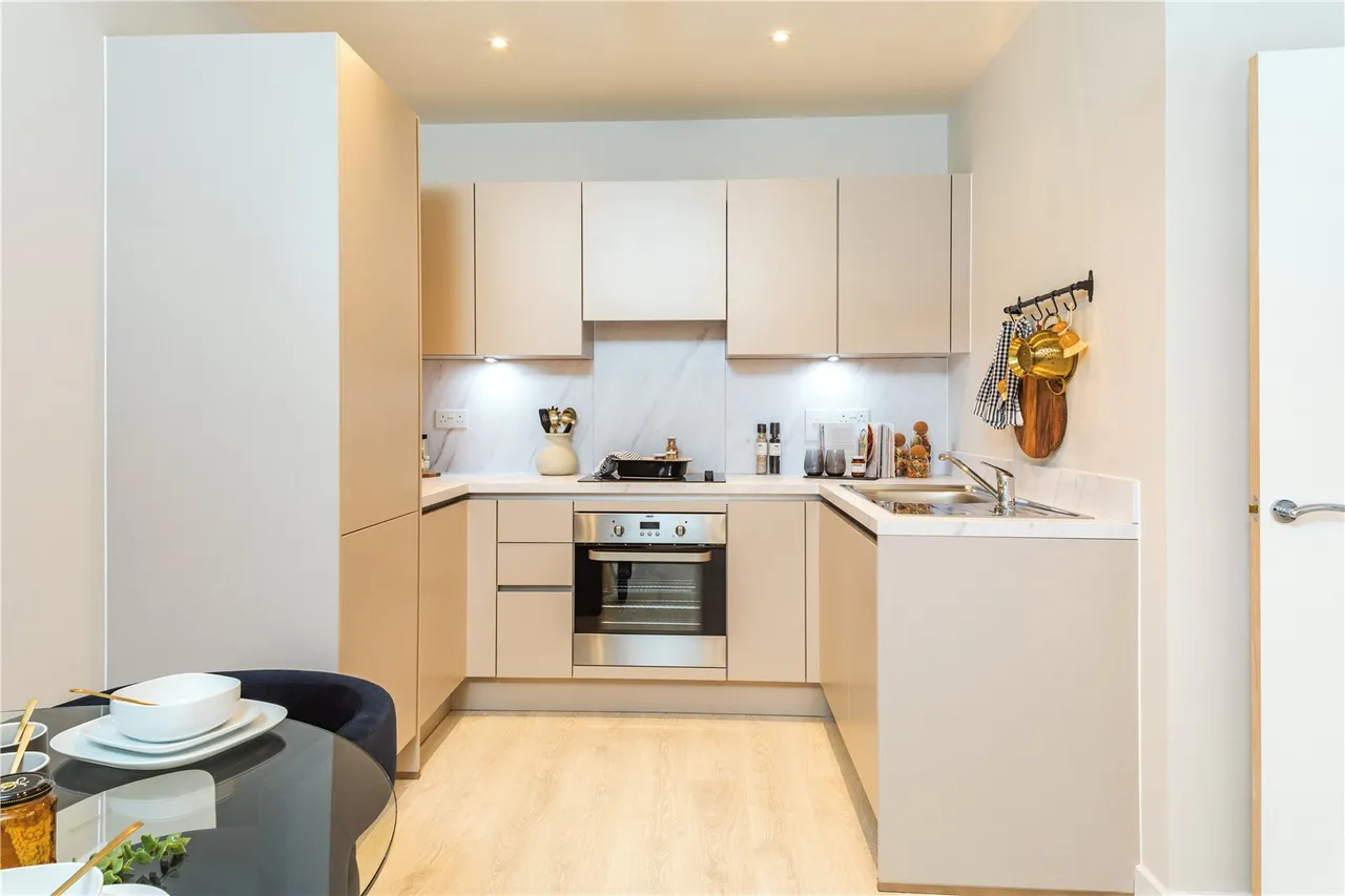 Moorhen Drive, NW9, photo 4