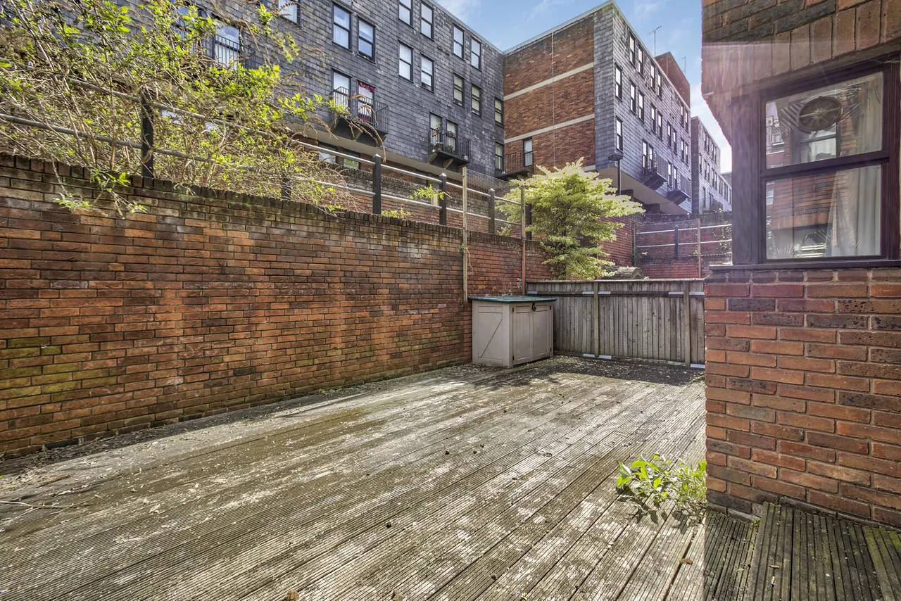 Garden Terrace Pimlico, London SW1V 2PX, photo 2