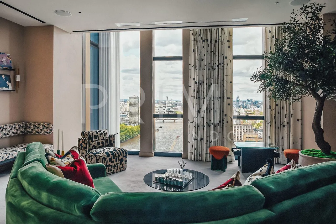 Nine Elms Lane, Nine Elms, SW8, photo 8