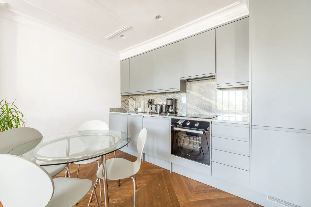 Flat 7, 73 Ladbroke Grove, London, photo 6
