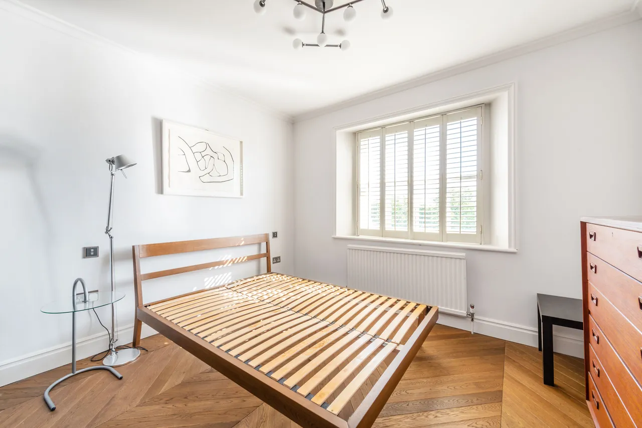Flat 7, 73 Ladbroke Grove, London, photo 3