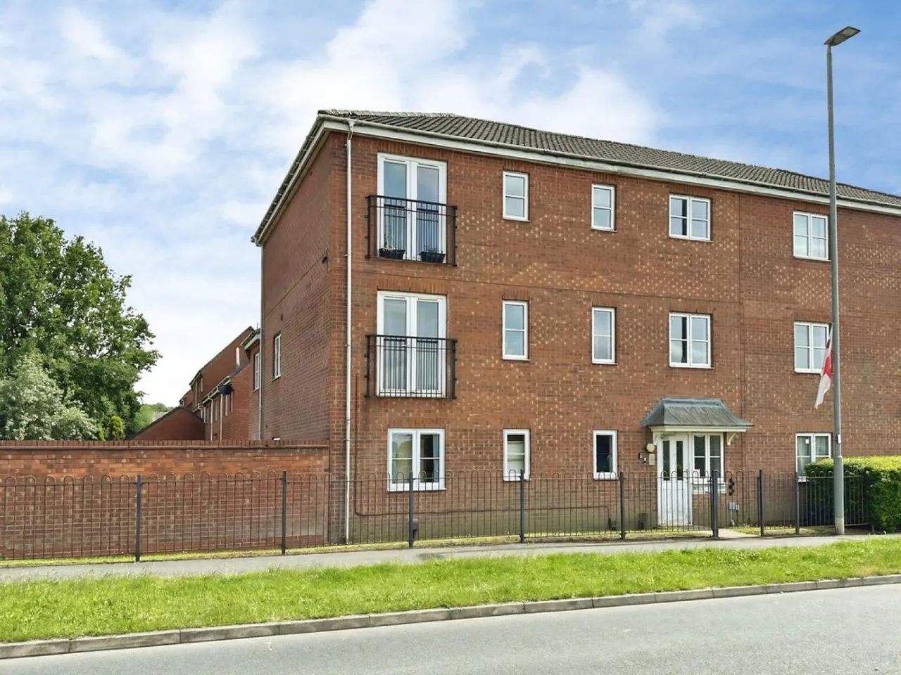 1 bed flat for sale — Waterworks Road, Coalville