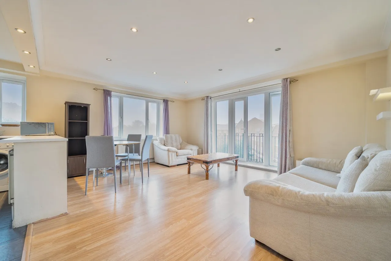 Abbotshade Road, Canada Water, London, SE16, photo 4
