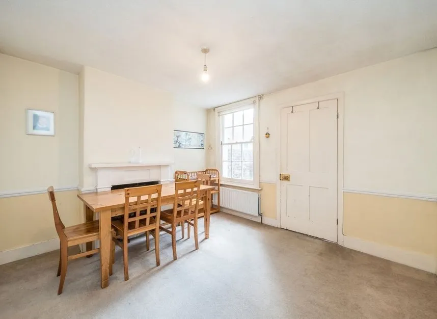 St. Johns Road, Isleworth, TW7, photo 3