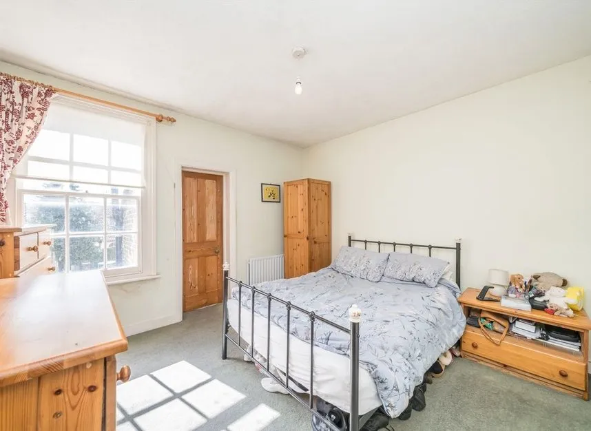 St. Johns Road, Isleworth, TW7, photo 4